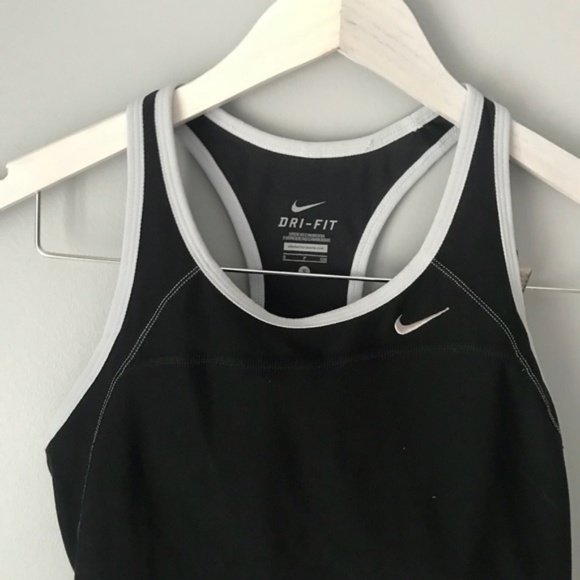 Nike black workout tank top - Picture 3 of 3
